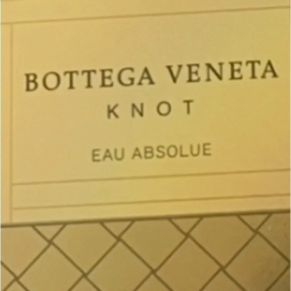 Bottega Veneta Knot Eau Absolue Fragrance
Original sealed package of 12 - Picture 2 of 5